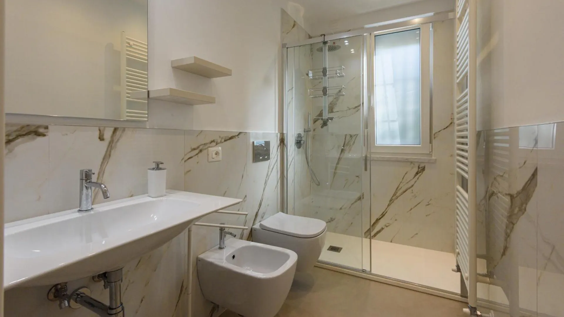 New Style In Forte Dei Marmi Private Parking 0*,  إيطاليا